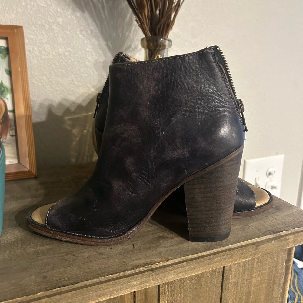 Bed Stu Leather Heeled Boots